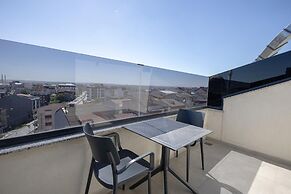Nearest Airport Hotel
