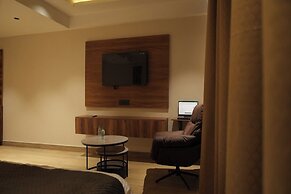 Vardaan Residency Hotel