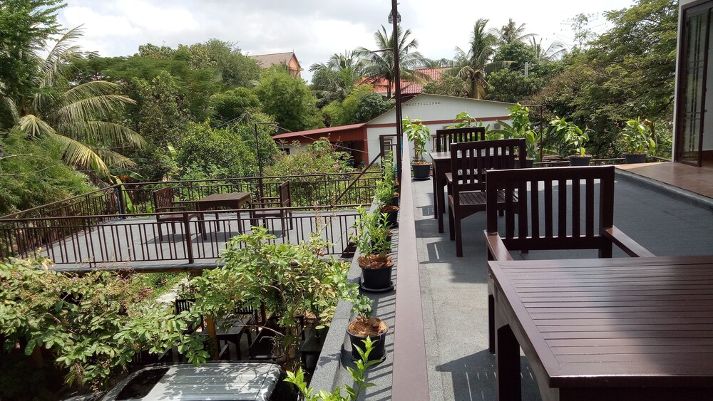 Angrut Villa