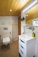ELIVAAS Ivory Ridge 9BHK Cliffside Villa