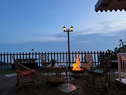 ELIVAAS Ivory Ridge 9BHK Cliffside Villa