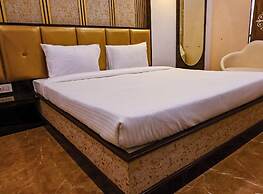 Hotel Rajwada Palace