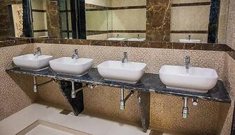 Hotel Rajwada Palace