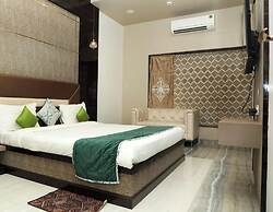 Hotel Rajwada Palace