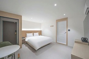 DEUMEU HOTEL