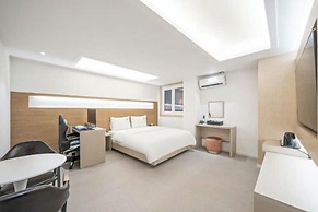 DEUMEU HOTEL