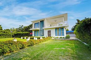 Alaya Stays Tranquil Meadows 5BHK Farm