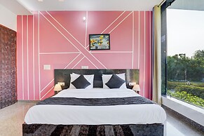 Alaya Stays Tranquil Meadows 5BHK Farm
