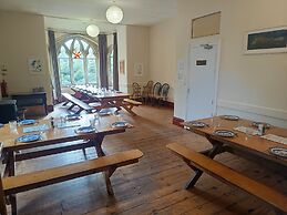 Monkton Wyld Court