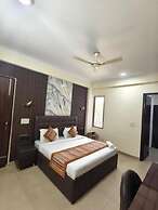 Hotel Fortune Home Sector 72 Noida