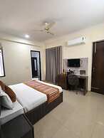 Hotel Fortune Home Sector 72 Noida