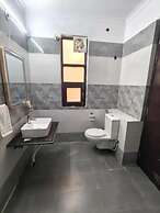 Hotel Fortune Home Sector 72 Noida
