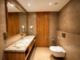 Hillcrest Hotel & Resort