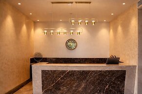 Hillcrest Hotel & Resort