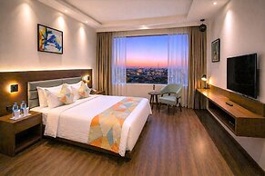Hillcrest Hotel & Resort