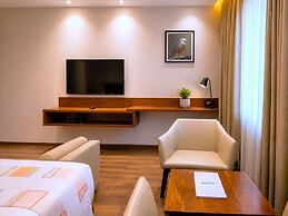Hillcrest Hotel & Resort