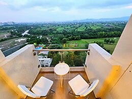 Golf Chateau Serviced Apartments