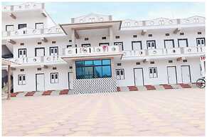 Hotel Seascape Puri Near Beach