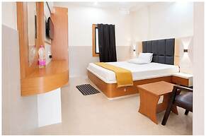 Hotel Seascape Puri Near Beach