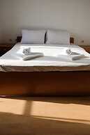 Ariston Hotel