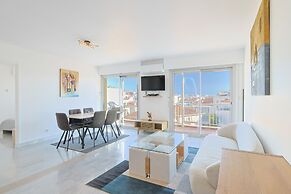 222 - L Azur in Cannes