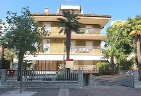 Modern Central Flat With two Balconies