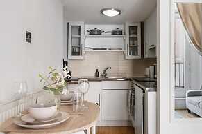 CLG Apartments