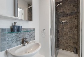 CLG Apartments