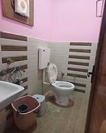 DK HOTEL & RESTORENT