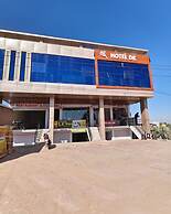DK HOTEL & RESTORENT