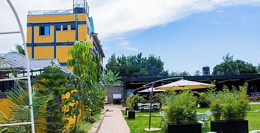 The Grand Brystal Hotel