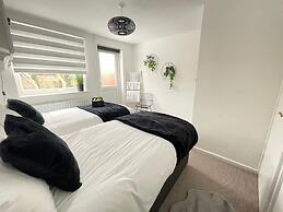 Sapphire 1BR House Pet Friendly NR Addenbrookes