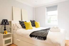 Riverside GEM 6BR With River View NR City Centre