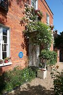 Observatory House 9BR NR Universal With Pool