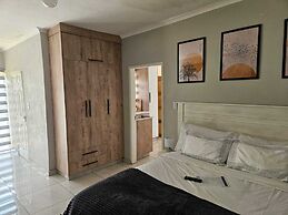 41 Fourth Road Guest House