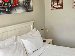 41 Fourth Road Guest House