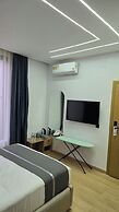 Eza Hotel