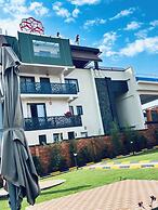 Eza Hotel