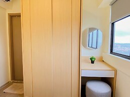 Practical 3Br For 5 Pax At Meikarta District 2 Apartment