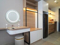 Chic Brown Touch Studio At Apartment Collins Boulevard
