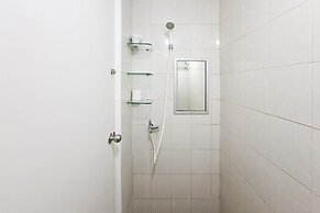 Comfy White Studio At Poris 88 Apartment