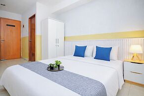 Warm And Simple Studio At Cinere Bellevue Suites Apartment