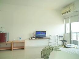 Studio Apartment At Park View Condominium