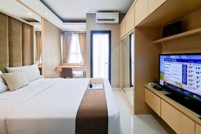 Serene And Homey Studio At Transpark Bintaro Apartment