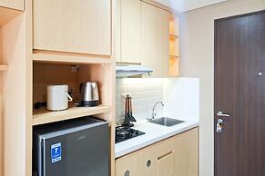 Serene And Homey Studio At Transpark Bintaro Apartment
