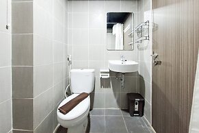 Classic Comfy Studio Loft At Apartment Bintaro Icon