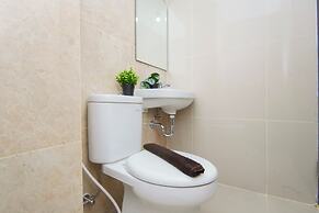 Bright And Comfy Studio Apartment At Transpark Cibubur