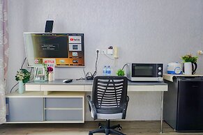 Smart Layout Studio At Dave Apartment Near Universitas Indonesia