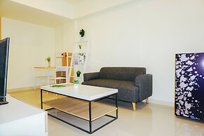 Relaxing 2Br With Working Room Apartment Meikarta