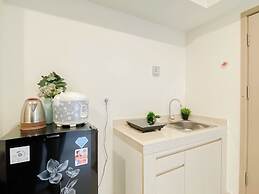Comfortable And Minimalist Studio At Apartment Meikarta District 1